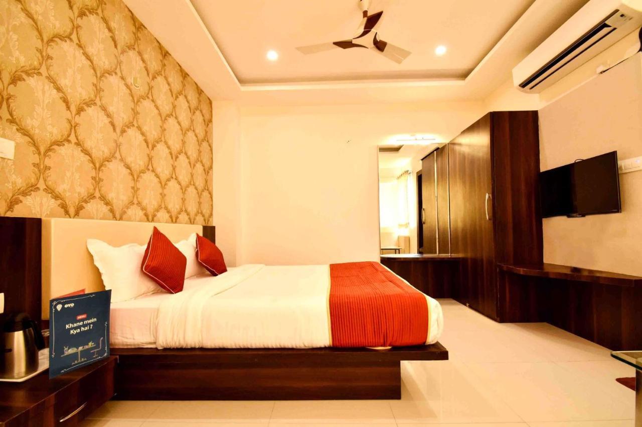 Hotel Kamad Giri,Ujjain Exterior foto