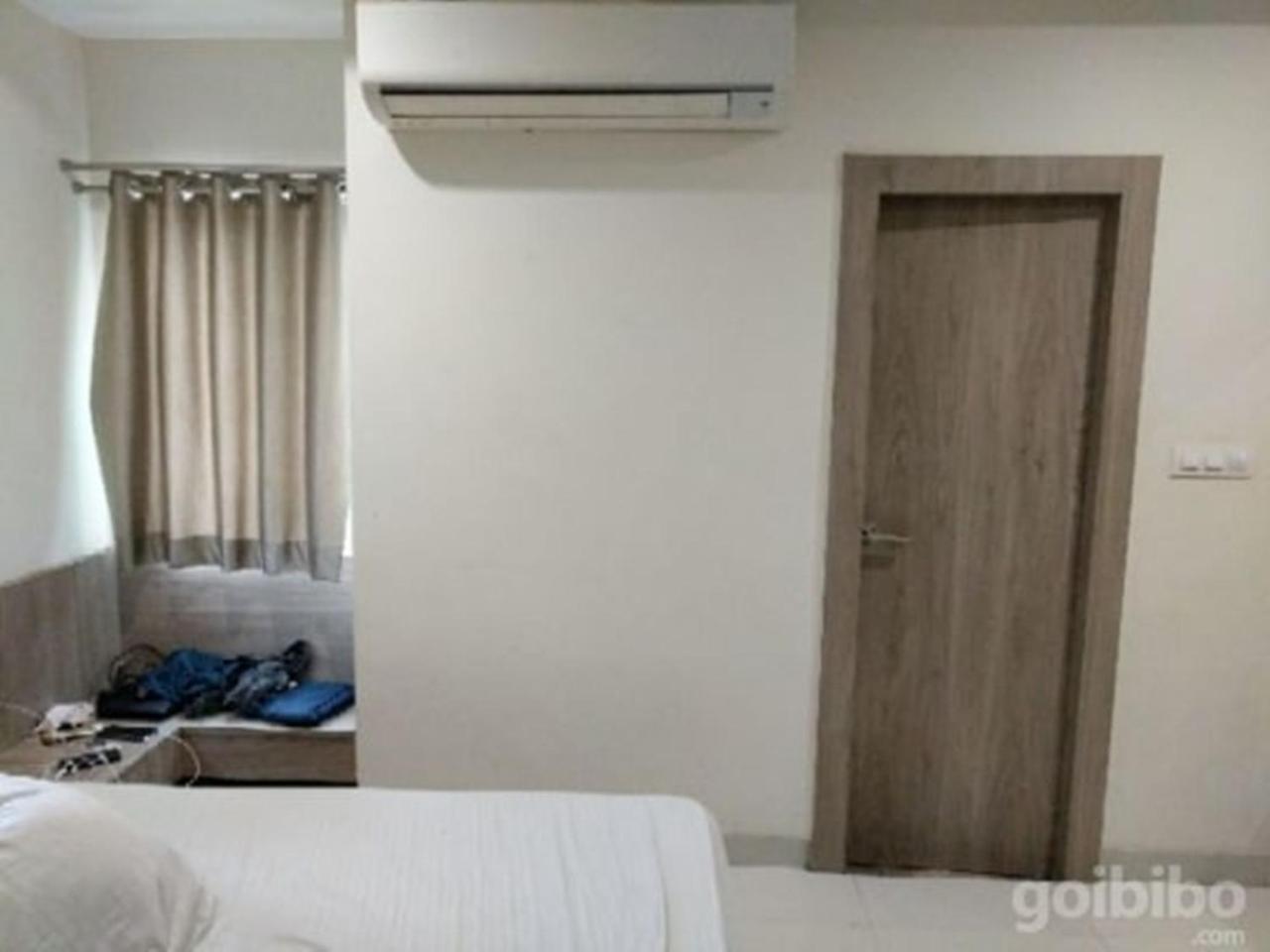 Hotel Kamad Giri,Ujjain Exterior foto